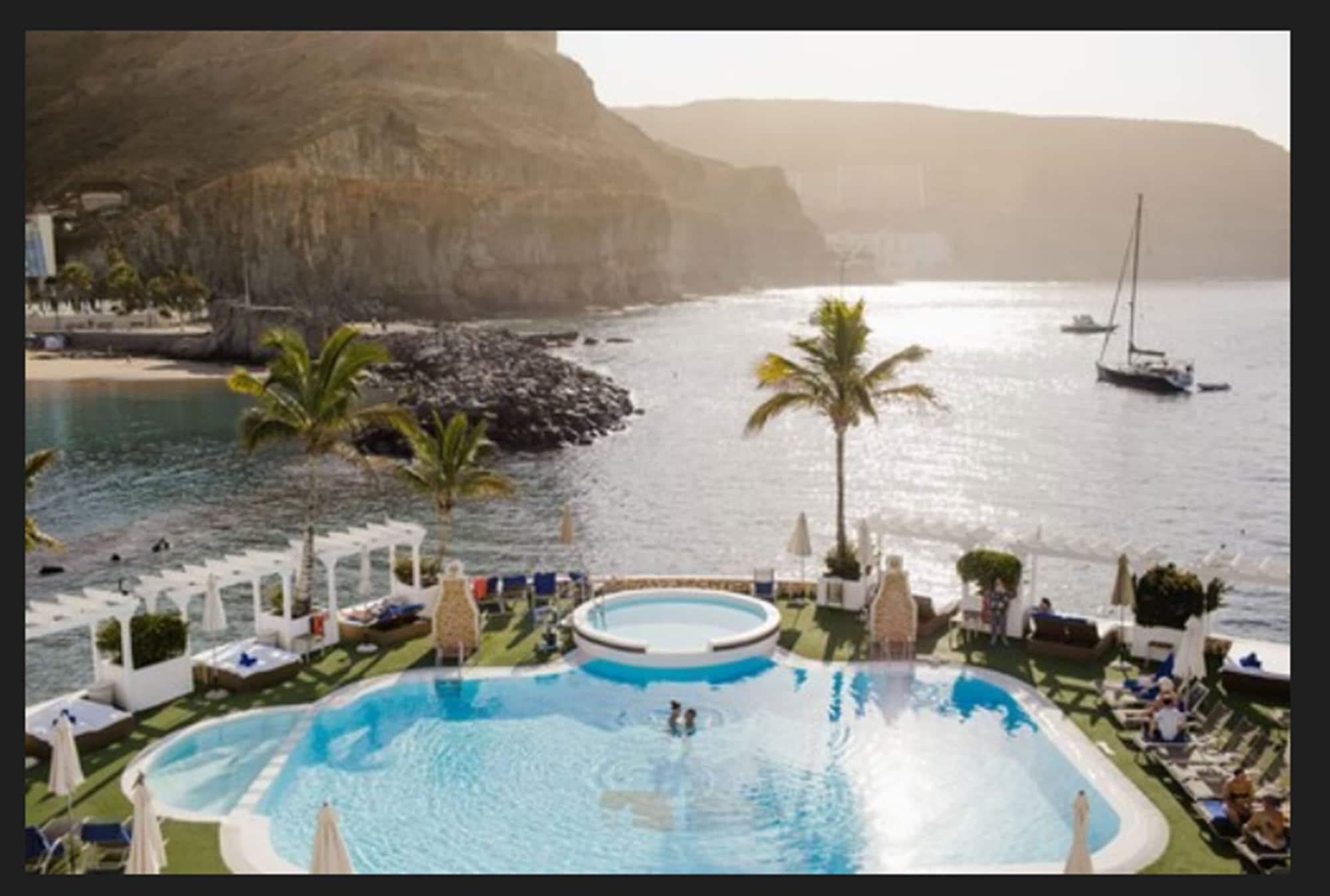 Hotel Livvo Puerto De Mogan Exterior photo